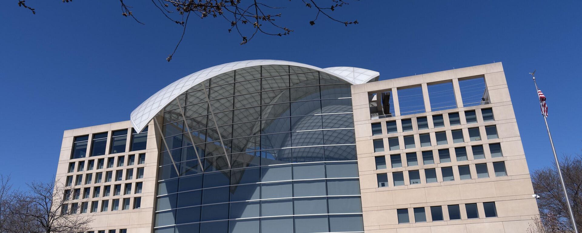 A sede do Instituto da Paz dos Estados Unidos é vista na terça-feira, 18 de março de 2025, em Washington - Sputnik Brasil, 1920, 30.03.2025