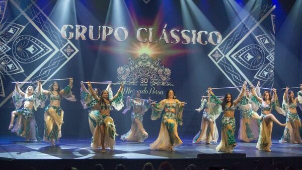 Apresentação de dança árabe no evento Mercado Persa Brasil, em São Paulo, 30 de março de 2025 - Sputnik Brasil
