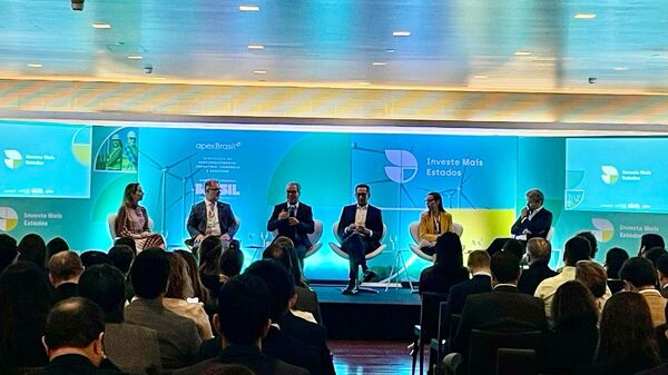 ApexBrasil e BID lançam programa Investe Mais Estados para destacar o Brasil como destino de investimentos estrangeiros. Abril de 2025 - Sputnik Brasil