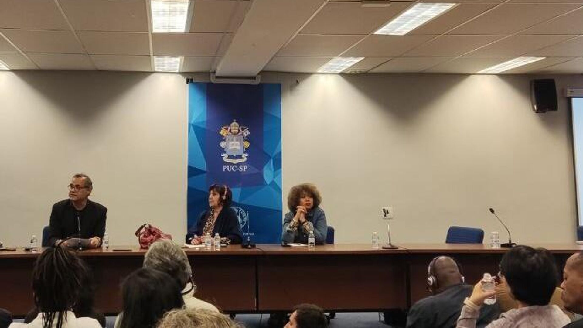 Ex-candidata à presidência dos EUA pelo Partido pelo Socialismo e Libertação, Claudia De La Cruz participa de palestra na PUC-SP, 7 de abril de 2025. Ex-candidata à presidência dos EUA pelo Partido pelo Socialismo e Libertação, Claudia De La Cruz participa de palestra na PUC-SP, 7 de abril de 2025. - Sputnik Brasil, 1920, 08.04.2025