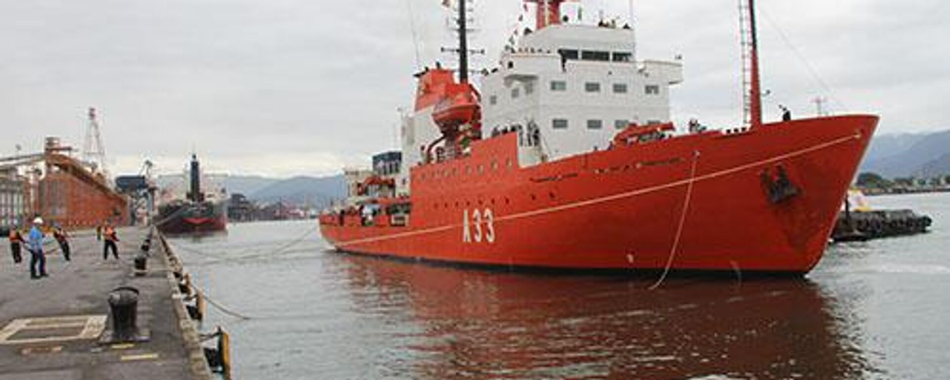 O navio de pesquisa oceanográfica espanhol Hespérides atracado no porto de Santos, em São Paulo. Brasil, 8 de maio de 2017 - Sputnik Brasil, 1920, 08.04.2025