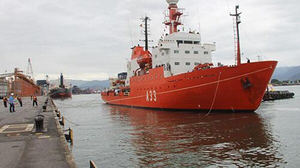 O navio de pesquisa oceanográfica espanhol Hespérides atracado no porto de Santos, em São Paulo. Brasil, 8 de maio de 2017 - Sputnik Brasil