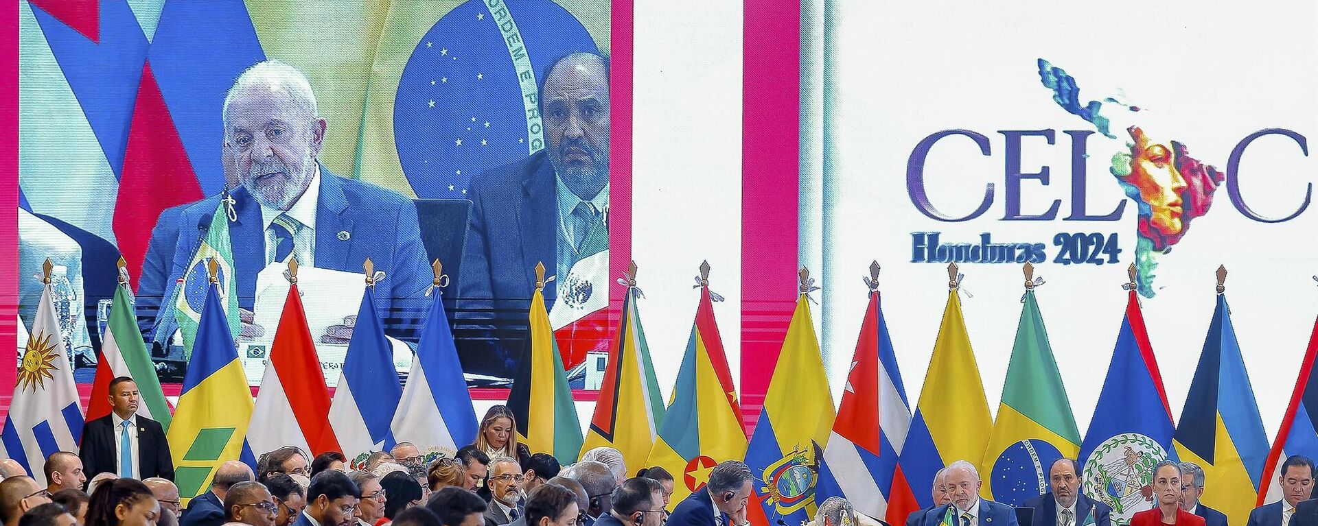 Presidente Luiz Inácio Lula da Silva durante fala na sessão de Abertura da 9ª Reunião de Cúpula de Chefes de Estado da CELAC. Honduras, 9 de abril de 2025 - Sputnik Brasil, 1920, 09.04.2025