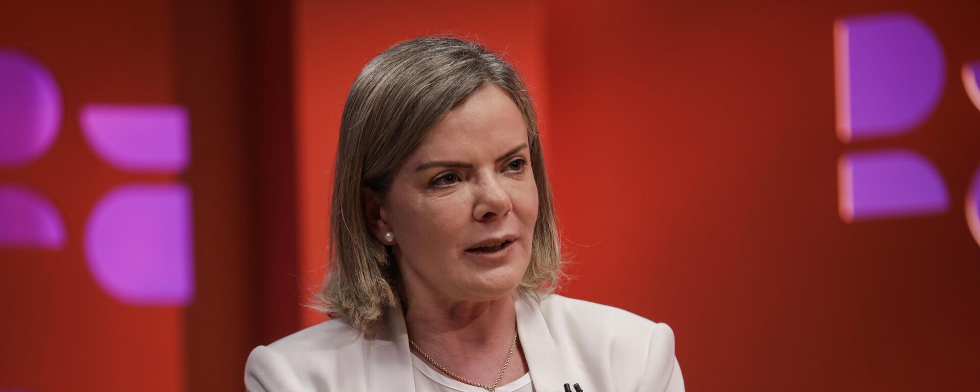 Gleisi Hoffmann concede entrevista ao programa na Empresa Brasil de Comunicação (EBC), em Brasília (DF). Brasil, 7 de fevereiro de 2024 - Sputnik Brasil, 1920, 11.04.2025