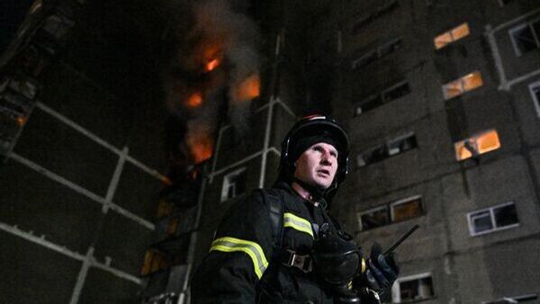 Consequências de um ataque maciço de drones ucranianos em Kursk - Sputnik Brasil