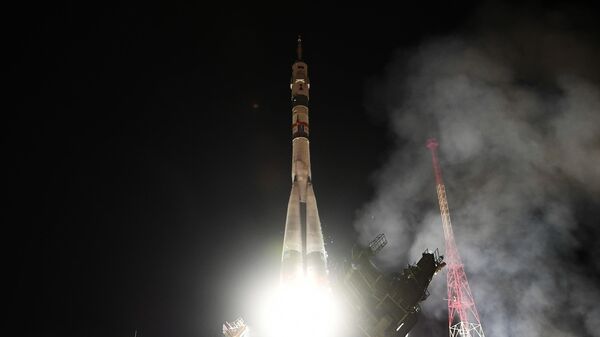 Lançamento do foguete transportador Soyuz-2.1a com a espaçonave Soyuz MS-26 a partir do cosmódromo de Baikonur. - Sputnik Brasil