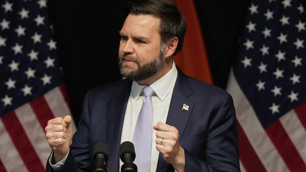 O vice-presidente dos EUA, JD Vance, discursa no Centro Internacional do Rajastão, em Jaipur, Índia, 22 de abril de 2025 - Sputnik Brasil