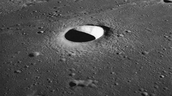 A cratera Moltke fotografada durante a missão Apollo 10 - Sputnik Brasil