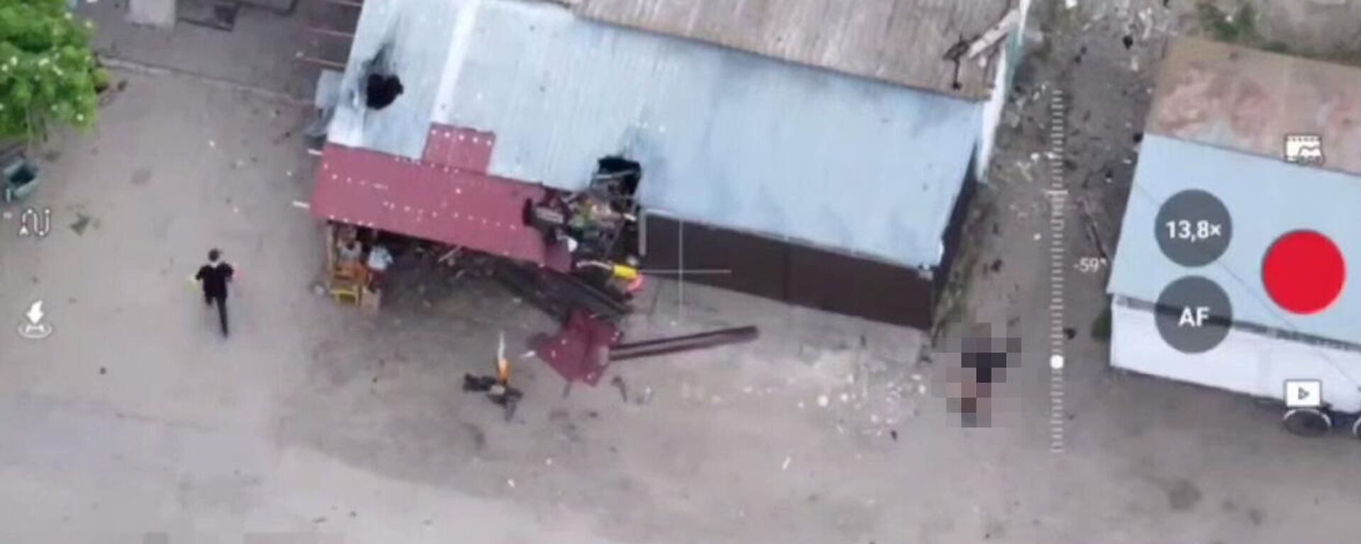 Consequências do ataque de drones das forças ucranianas no mercado civil em Aleshki, região de Kherson - Sputnik Brasil, 1920, 01.05.2025