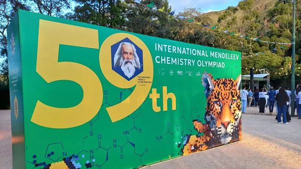 Cerimônia marca início da 59ª Olimpíada Internacional de Química Mendeleev, sediada em Minas Gerais - Sputnik Brasil