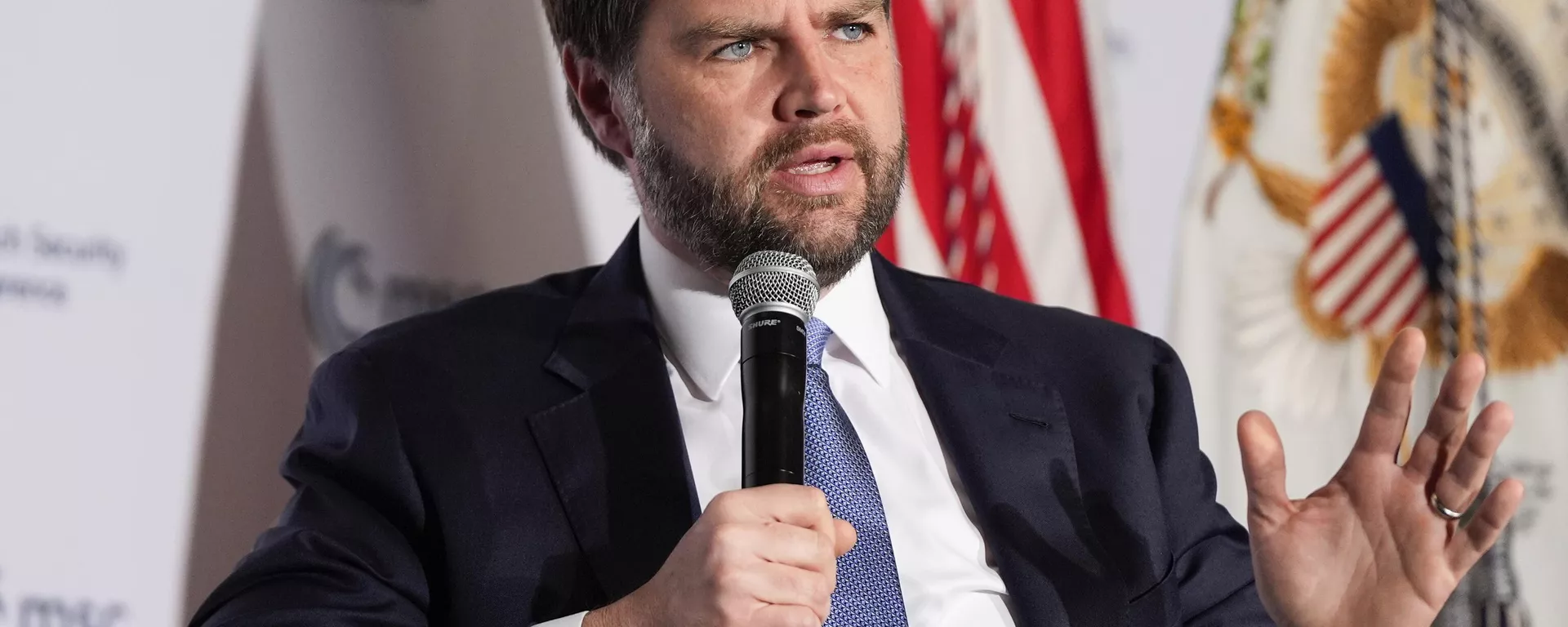 O vice-presidente dos EUA, J. D. Vance, discursa na Reunião de Líderes de Munique em Washington, 7 de maio de 2025 - Sputnik Brasil, 1920, 07.05.2025