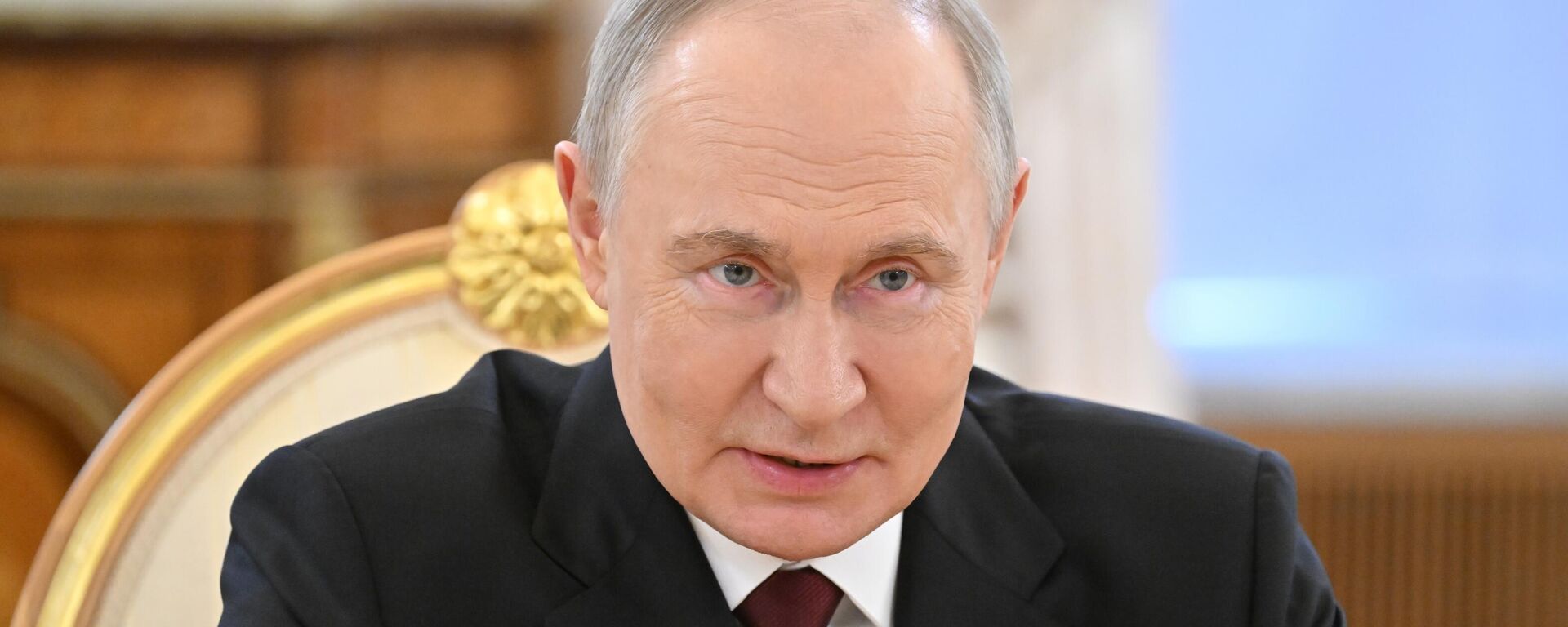 Presidente da Rússia, Vladimir Putin, durante encontro bilateral com o presidente brasileiro, Luis Inácio Lula da Silva, em Moscou, Rússia, 9 de maio de 2025 - Sputnik Brasil, 1920, 12.05.2025