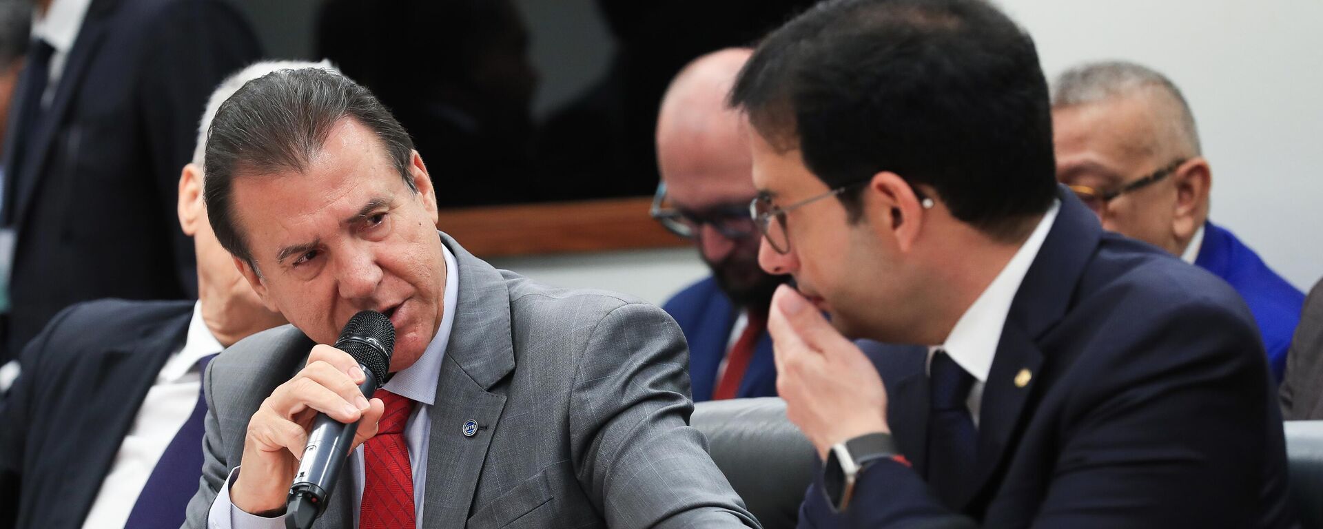 Ministro do Trabalho e Emprego, Luiz Marinho, fala durante audiência da Comissão de Trabalho na Câmara dos Deputados. Brasília (DF), 7 de maio de 2025 - Sputnik Brasil, 1920, 13.05.2025