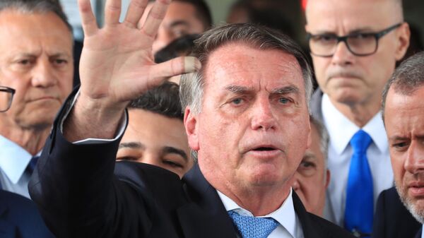 Jair Bolsonaro durante declaração a imprensa após virar Réu no STF, em Brasília (DF). Brasil, 26 de março de 2025 - Sputnik Brasil
