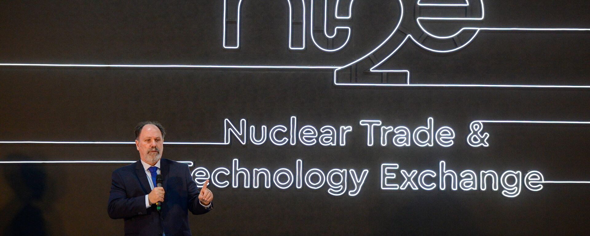 O presidente da Associação Brasileira para Desenvolvimento de Atividades Nucleares (ABDAN), Celso Cunha, durante abertura da Nuclear Trade & Technology Exchange (NT2E), maior feira de negócios do setor nuclear da América Latina, na cidade do Rio de Janeiro. Brasil, 21 de maio de 2025 - Sputnik Brasil, 1920, 21.05.2025