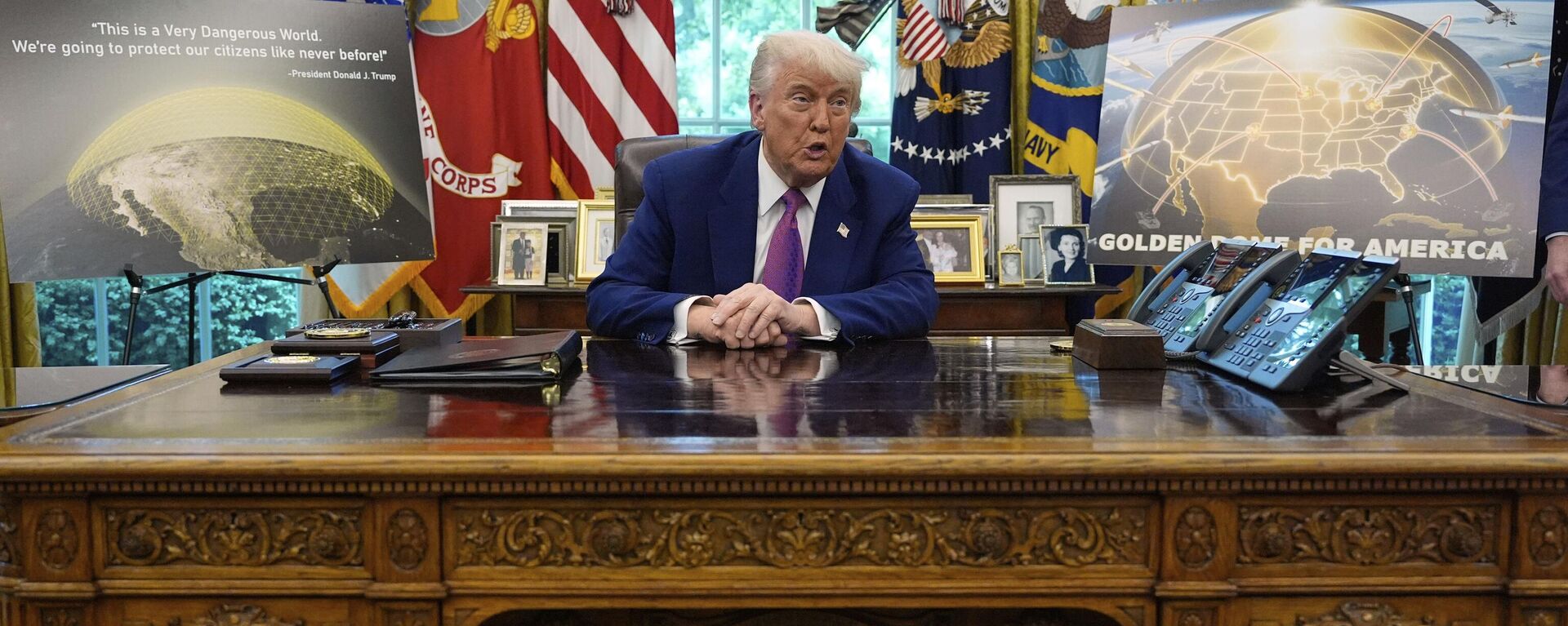 O presidente Donald Trump fala no Salão Oval da Casa Branca, terça-feira, 20 de maio de 2025, em Washington. - Sputnik Brasil, 1920, 08.06.2025