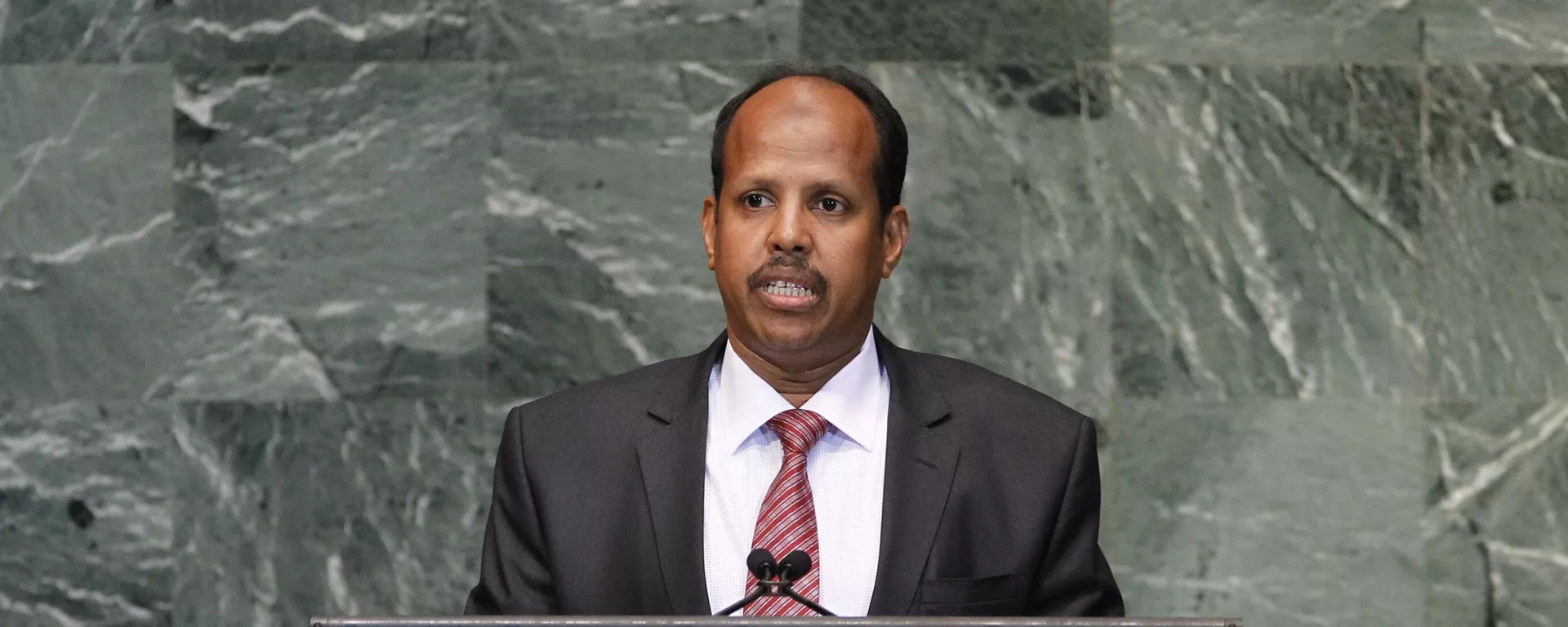 Mahmoud Ali Youssouf discursa na 67ª sessão da Assembleia Geral das Nações Unidas, na sede da ONU, em Nova York. EUA, 1º de outubro de 2012 - Sputnik Brasil, 1920, 25.05.2025