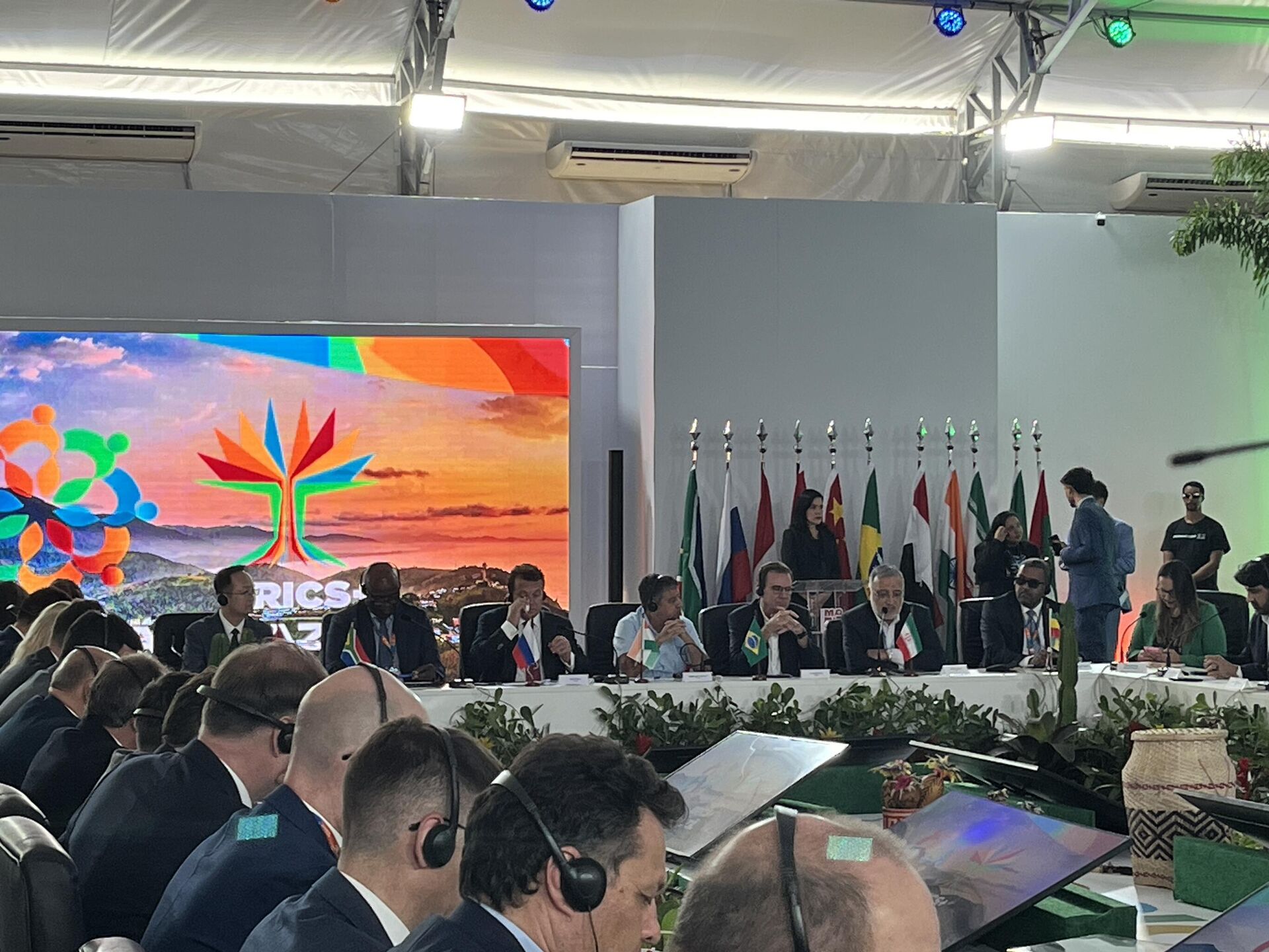 Sessão inaugural da 1ª Assembleia Geral da Associação de Cidades e Municípios do BRICS+ (ACM BRICS+), em Maricá, no estado do Rio de Janeiro. Brasil, 27 de maio de 2025 - Sputnik Brasil, 1920, 27.05.2025