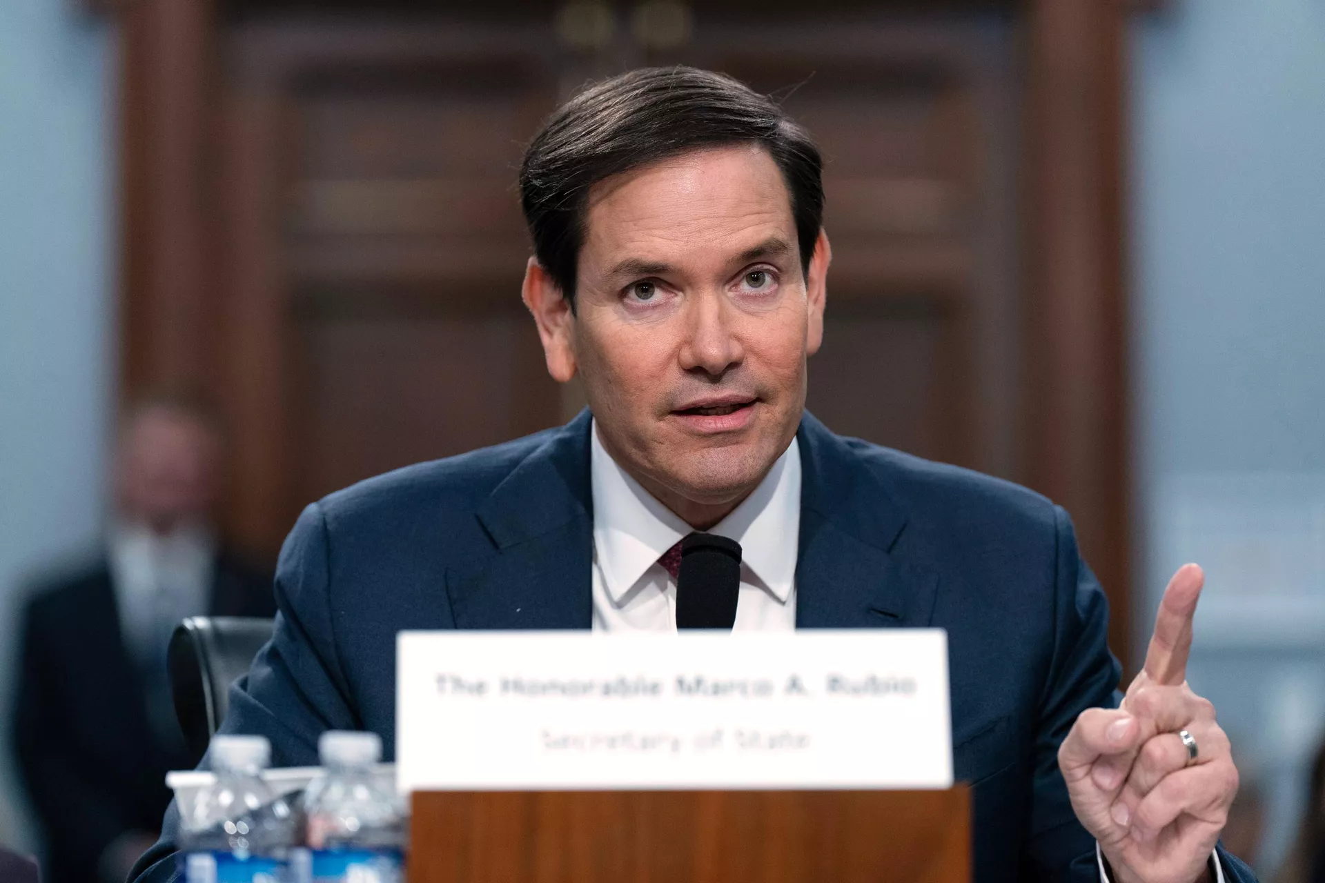 O secretário de Estado, Marco Rubio, testemunha na audiência do subcomitê de orçamento do Comitê de Apropriações da Câmara para o Departamento de Estado e programas relacionados no Capitólio, em Washington, 21 de maio de 2025 - Sputnik Brasil, 1920, 29.05.2025