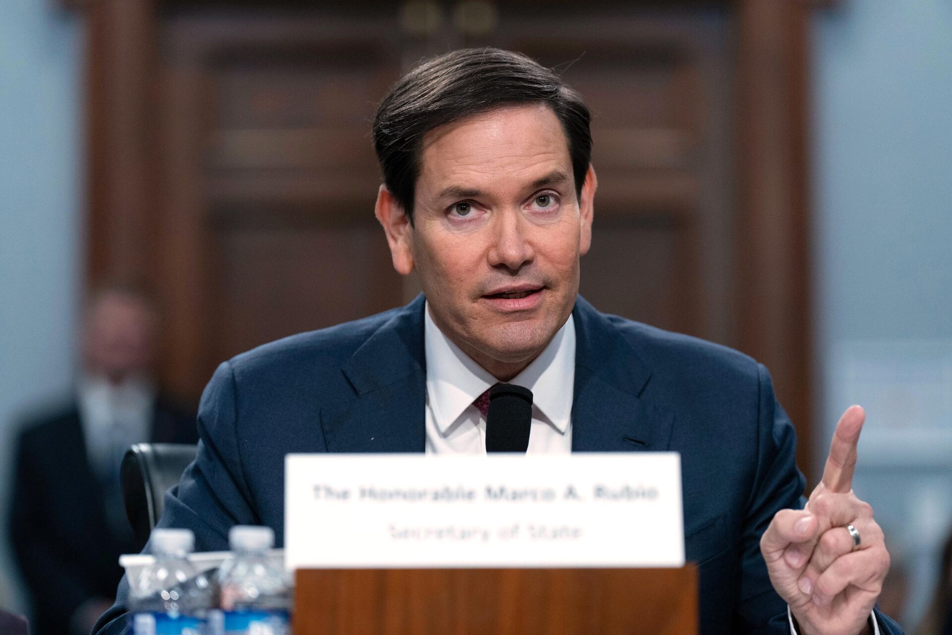O secretário de Estado, Marco Rubio, testemunha na audiência do subcomitê de orçamento do Comitê de Apropriações da Câmara para o Departamento de Estado e programas relacionados no Capitólio, em Washington, 21 de maio de 2025 O secretário de Estado, Marco Rubio, testemunha na audiência do subcomitê de orçamento do Comitê de Apropriações da Câmara para o Departamento de Estado e programas relacionados no Capitólio, em Washington, 21 de maio de 2025