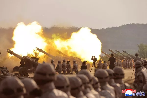 🪖 Líder norte-coreano supervisiona competição de artilharia do Exército nacional - Sputnik Brasil