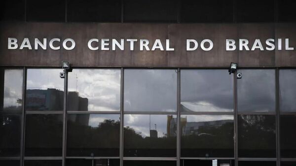 Mercado financeiro reduz previsão da inflação para 5,46% em 2025 - Sputnik Brasil