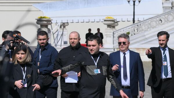 Delegação ucraniana após as negociações em Istambul - Sputnik Brasil