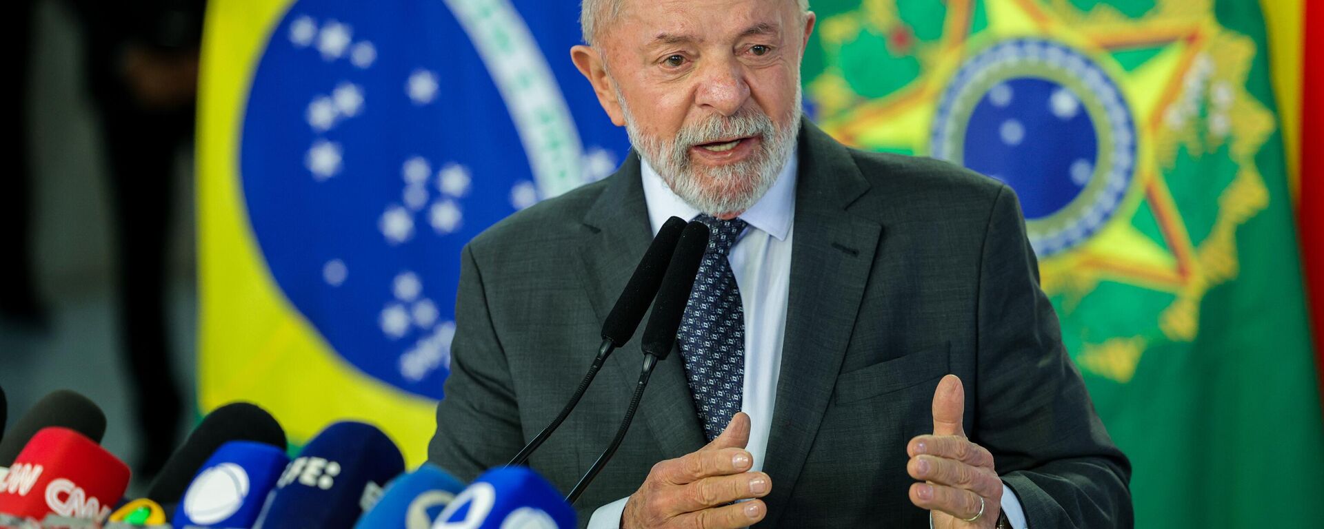 O presidente Luiz Inácio Lula da Silva durante coletiva sobre impasse em torno do IOF, Brasília, 3 de junho de 2025 - Sputnik Brasil, 1920, 03.06.2025