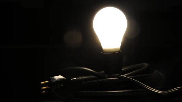 Mesmo com o crescimento na conta de luz, inflação desacelera 0,26% em maio, diz IBGE - Sputnik Brasil