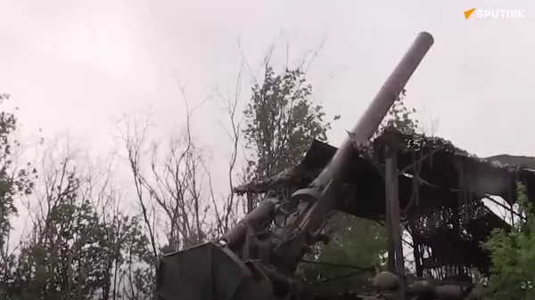 Morteiro russo Tyulpan aniquila fortificações inimigas na República Popular de Donetsk (RPD) com golpes de precisão, mostra Defesa da Rússia - Sputnik Brasil