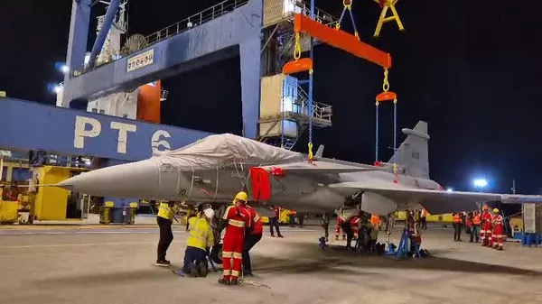 FAB anuncia o recebimento da 10ª aeronave F-39 Gripen - Sputnik Brasil