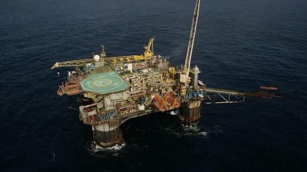 Poço de petróleo do pré-sal perfurado pela Petrobras - Sputnik Brasil