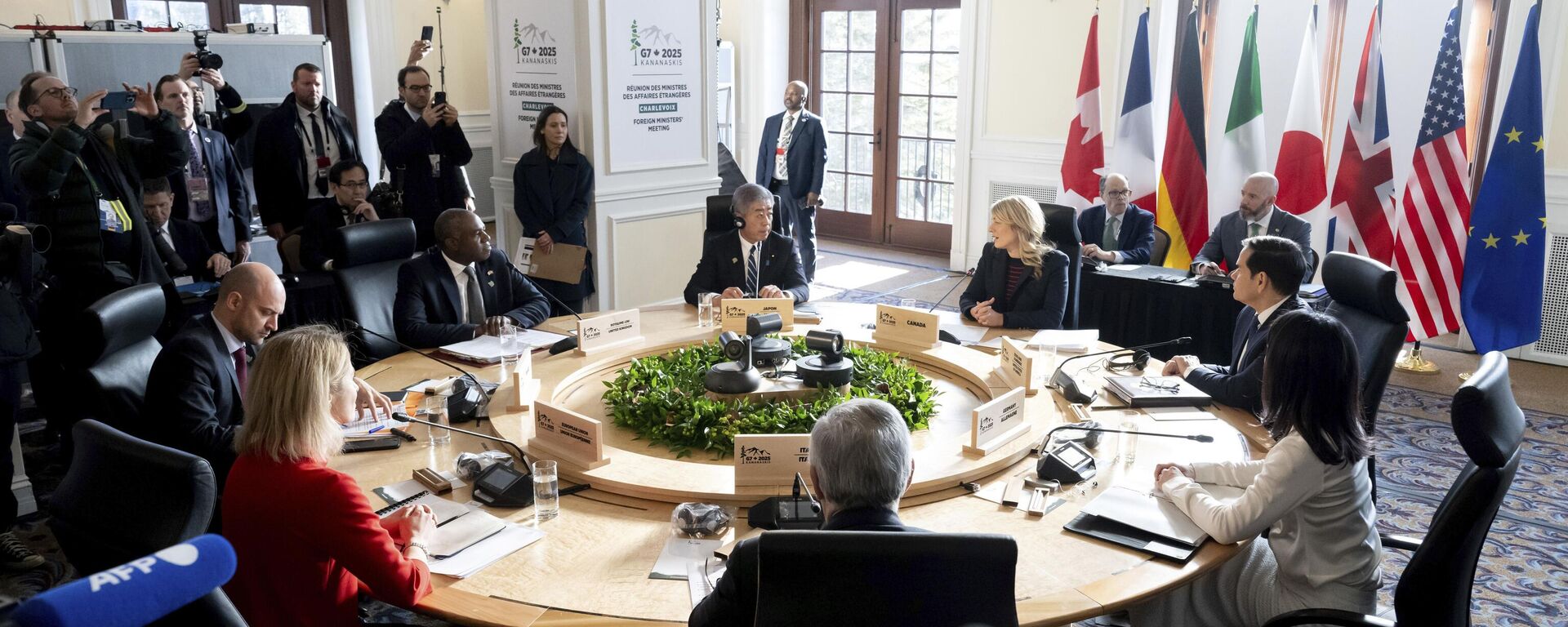 Reunião de ministros das Relações Exteriores do G7 em La Malbaie. Canadá, 14 de março de 2025 - Sputnik Brasil, 1920, 16.06.2025