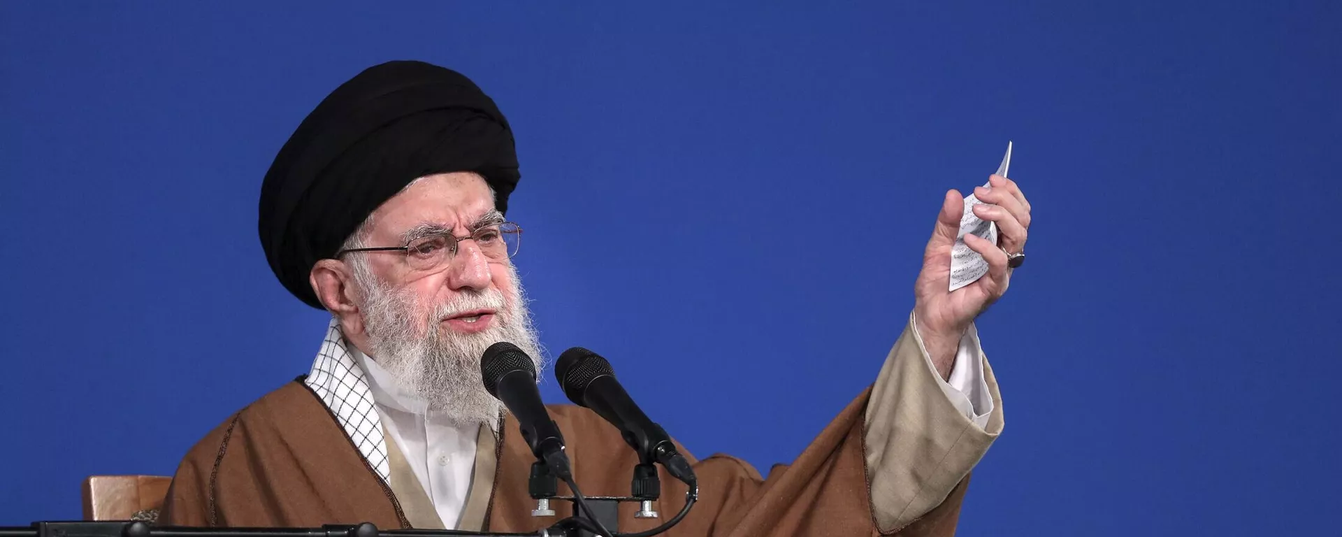Ali Khamenei, líder supremo do Irã, discursa em Teerã, em 21 de março de 2025 - Sputnik Brasil, 1920, 10.07.2025