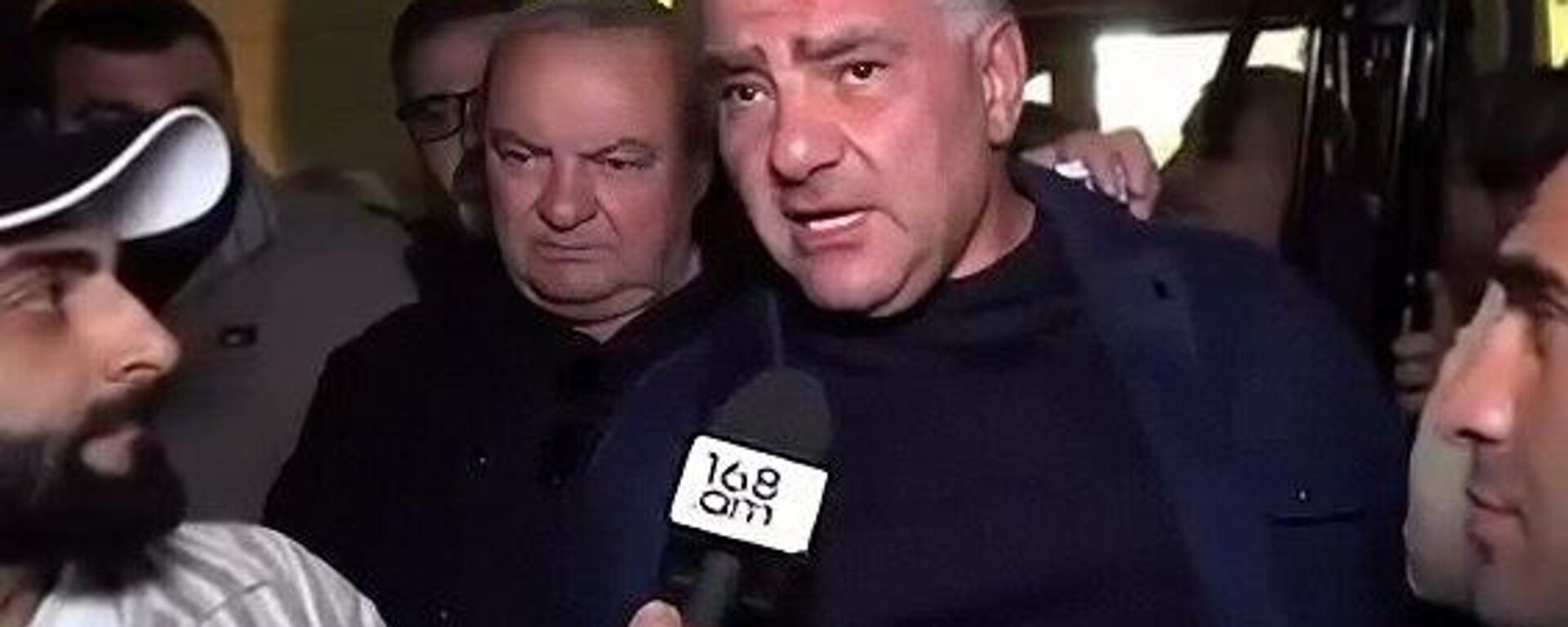 Tribunal na Armênia prende empresário sob acusação de apelar a golpe de Estado - Sputnik Brasil, 1920, 20.06.2025