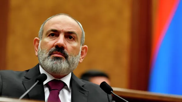 Primeiro-ministro da Armênia, Nikol Pashinyan, em sessão no parlamento do país, em 14 de setembro de 2022 - Sputnik Brasil