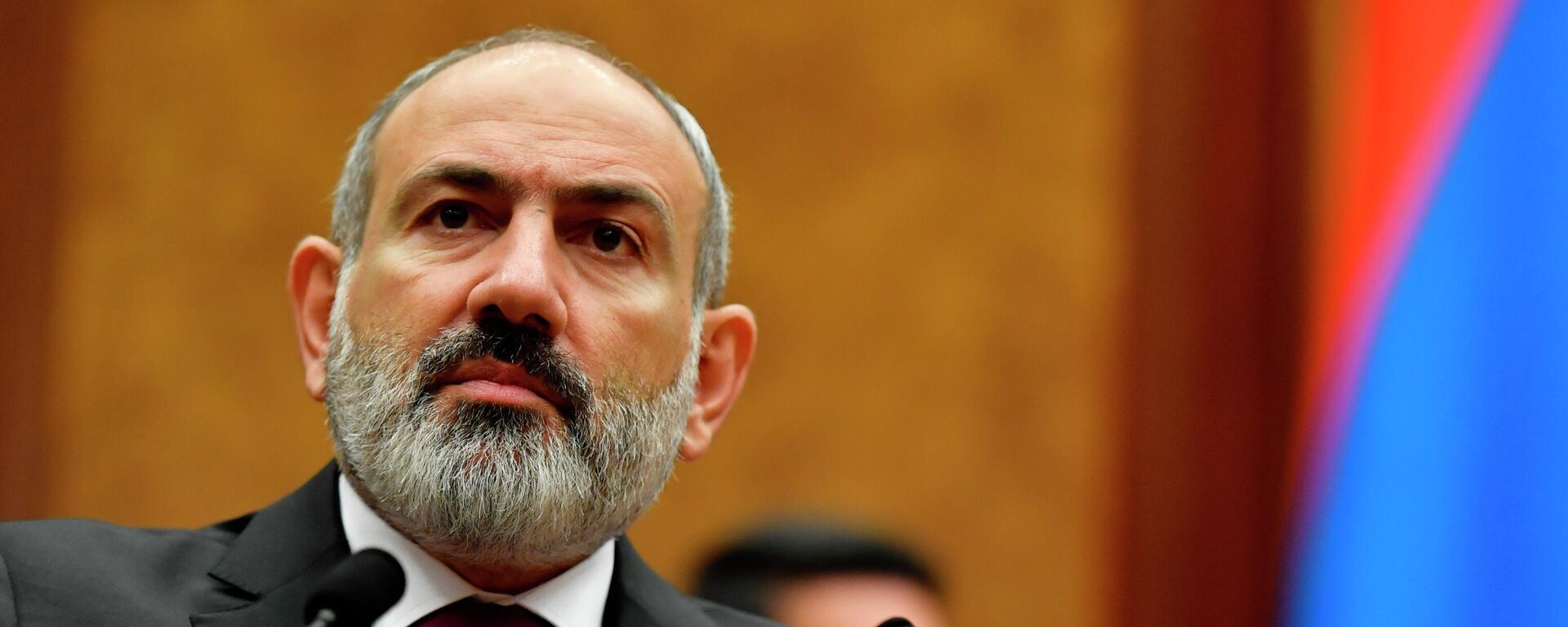 Primeiro-ministro da Armênia, Nikol Pashinyan, em sessão no parlamento do país, em 14 de setembro de 2022 - Sputnik Brasil, 1920, 20.06.2025