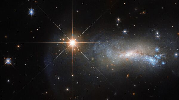 Imagem do Telescópio Espacial Hubble da NASA/ESA captura uma galáxia chamada NGC 7250 - Sputnik Brasil