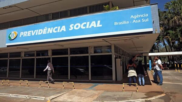 Governo planeja iniciar em julho o ressarcimento a vítimas de fraude no INSS - Sputnik Brasil