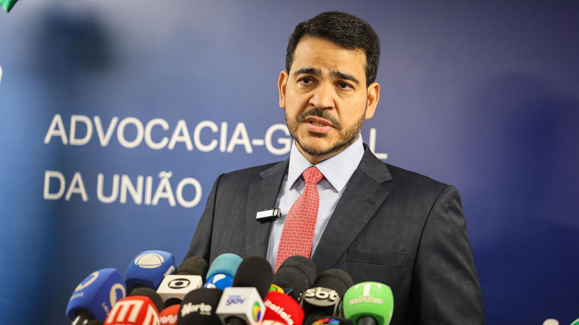 Ministro da Advocacia-Geral da União (AGU), Jorge Messias informa sobre Ação Declaratória de Constitucionalidade (ADC) apresentada ao Supremo Tribunal Federal (STF) em 1º de julho de 2025 - Sputnik Brasil, 1920, 19.07.2025