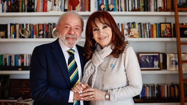 Após visita, Lula publica nota de solidariedade a Cristina Kirchner em suas redes - Sputnik Brasil