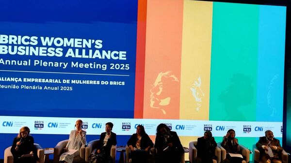 ‍ Evento do BRICS discute inserção econômica de mulheres no Rio de Janeiro - Sputnik Brasil