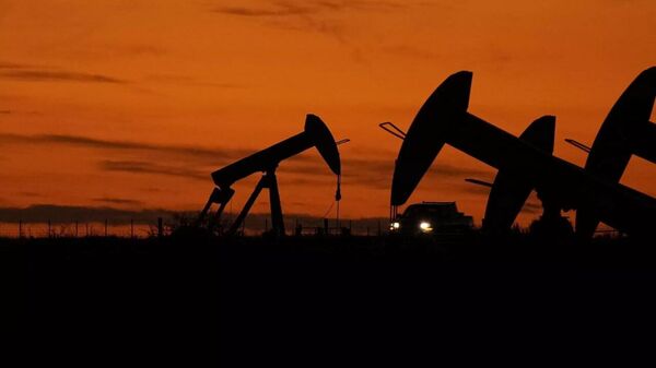 Países da OPEP+ aumentam produção de petróleo em meio às baixas reservas globais - Sputnik Brasil