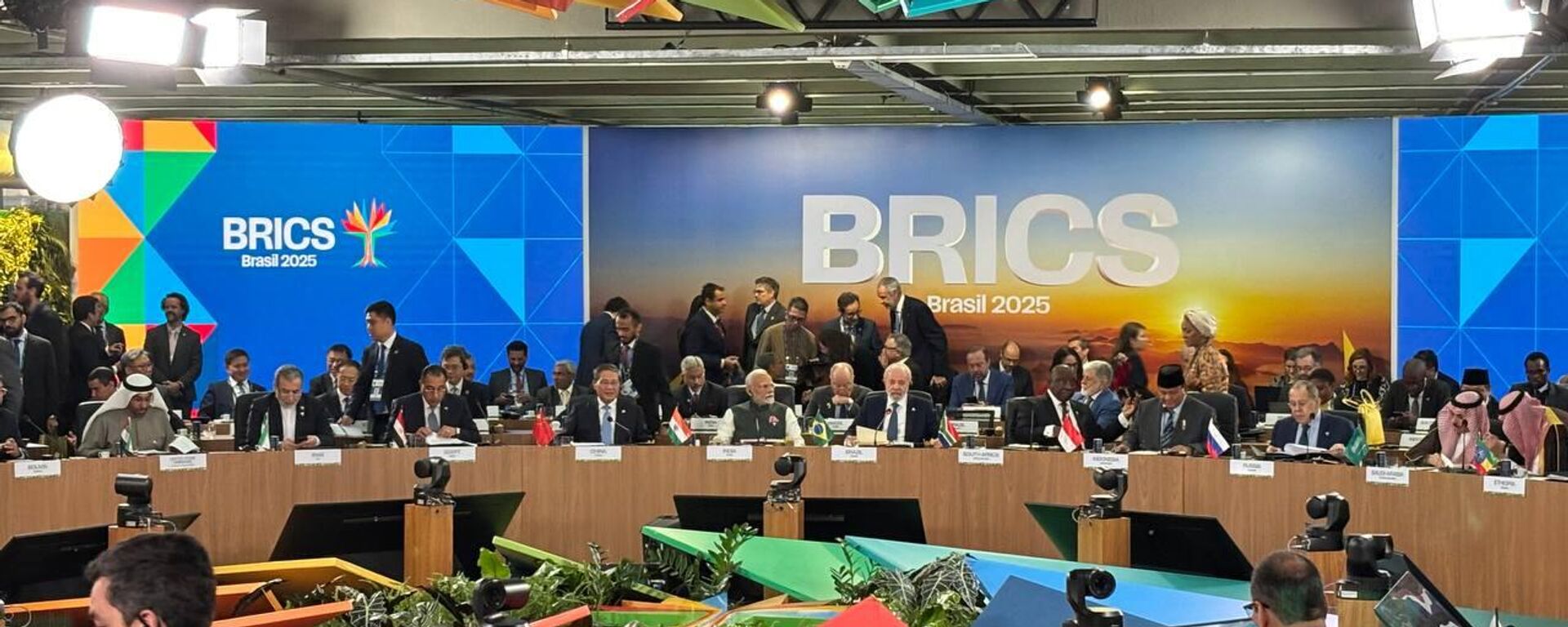 Segundo dia da Cúpula do BRICS no Rio de Janeiro, com discurso do presidente do Brasil, Luiz Inácio Lula da Silva. Brasil, 7 de julho de 2025 - Sputnik Brasil, 1920, 18.08.2025