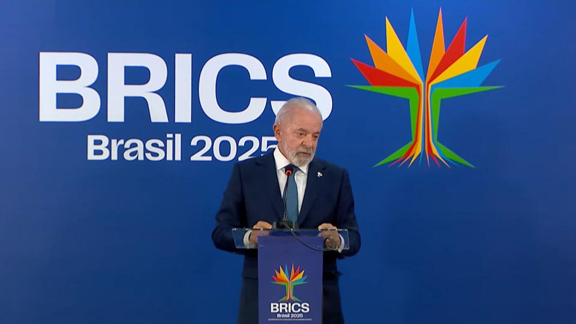O presidente do Brasil, Luiz Inácio Lula da Silva, durante discurso na 17ª Cúpula do BRICS. Rio de Janeiro, Brasil, 7 de junho de 2025 - Sputnik Brasil, 1920, 07.07.2025