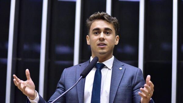 O Ministério Público Eleitoral de Minas Gerais denunciou o deputado Nikolas Ferreira (PL-MG) por envolvimento em uma campanha de desinformação nas eleições municipais de Belo Horizonte, ocorrida em 2024 - Sputnik Brasil