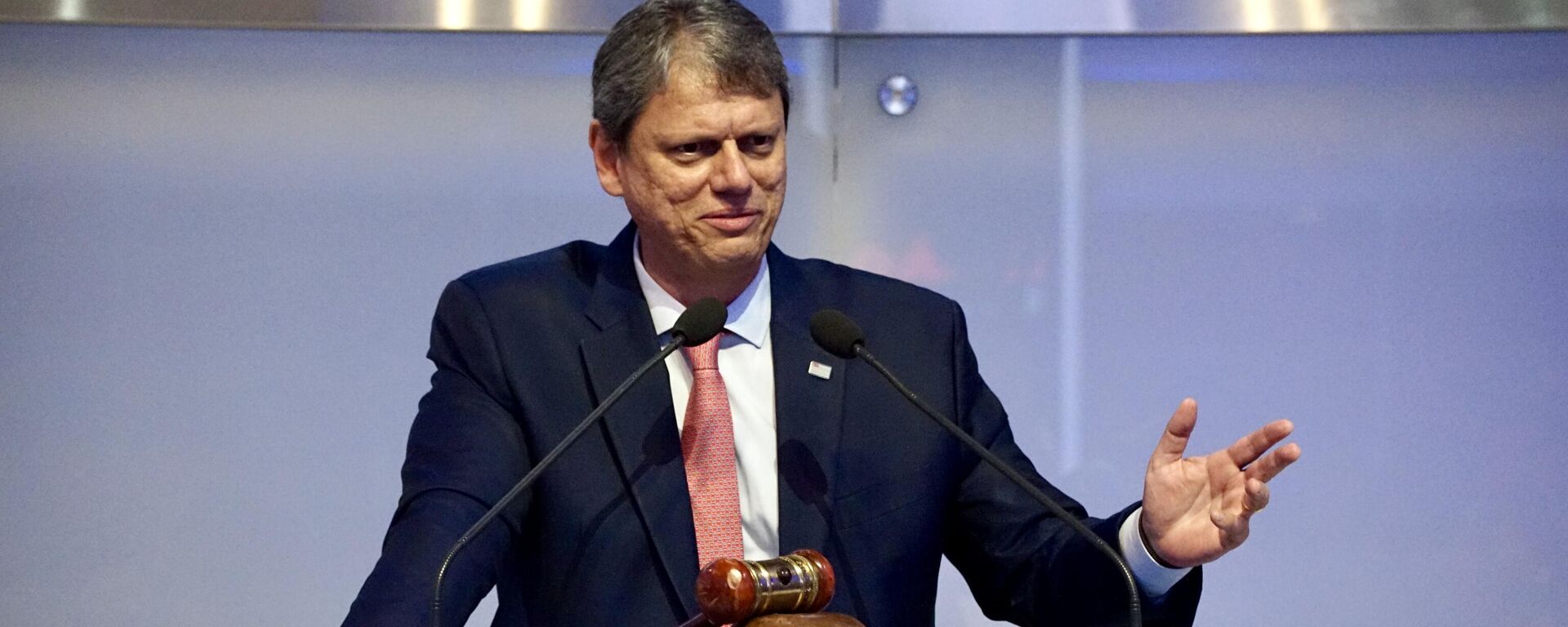 O governador de São Paulo, Tarcísio de Freitas (Republicanos) - Sputnik Brasil, 1920, 11.07.2025