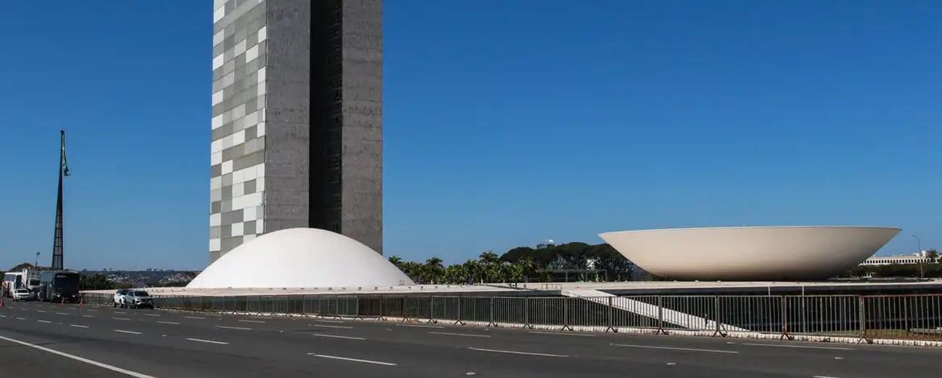 Congresso brasileiro é composto pela Câmara dos Deputados e pelo Senado. Brasília, Distrito Federal Congresso brasileiro é composto pela Câmara dos Deputados e pelo Senado. Brasília, Distrito Federal - Sputnik Brasil, 1920, 18.09.2025