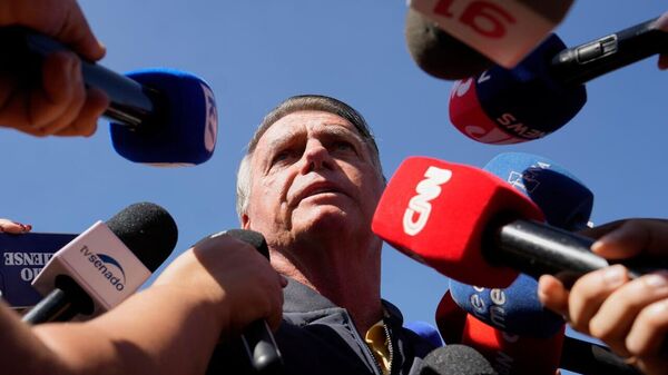 Bolsonaro diz estar humilhado e chama população do Complexo do Alemão, no RJ, de 'marginais' - Sputnik Brasil