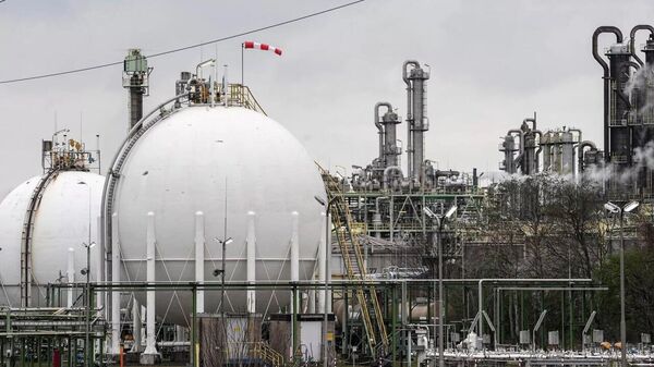 Apesar de acordo, chanceler alemão alerta que tarifas dos EUA prejudicarão enormemente a economia - Sputnik Brasil